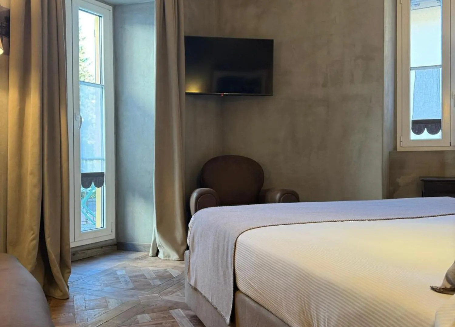Apartment Al Molo 5 - Margaritaville Oliveto Lario